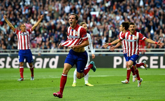 澳超半场：双方破门乏术，西悉尼流浪者暂0-0悉尼FC（澳超半场：西悉尼流浪者0-0悉尼FC，双方均无建树）