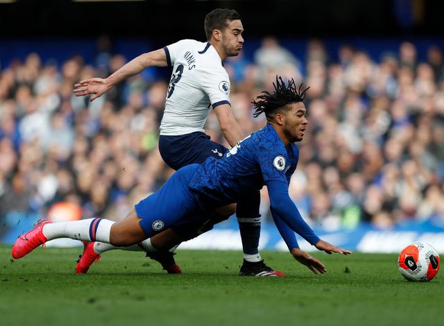 开拓者马布里实力强在CBA不懂中文也没事 但瀚森得懂英语（马布里凭实力征服CBA，不懂中文无碍；瀚森则得懂英语）