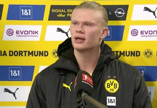 德天空：凯恩没考虑明夏离队，他希望在拜仁至少待到2027年（德国天空体育：凯恩无意在明夏离队，计划至少留在拜仁至2027年）