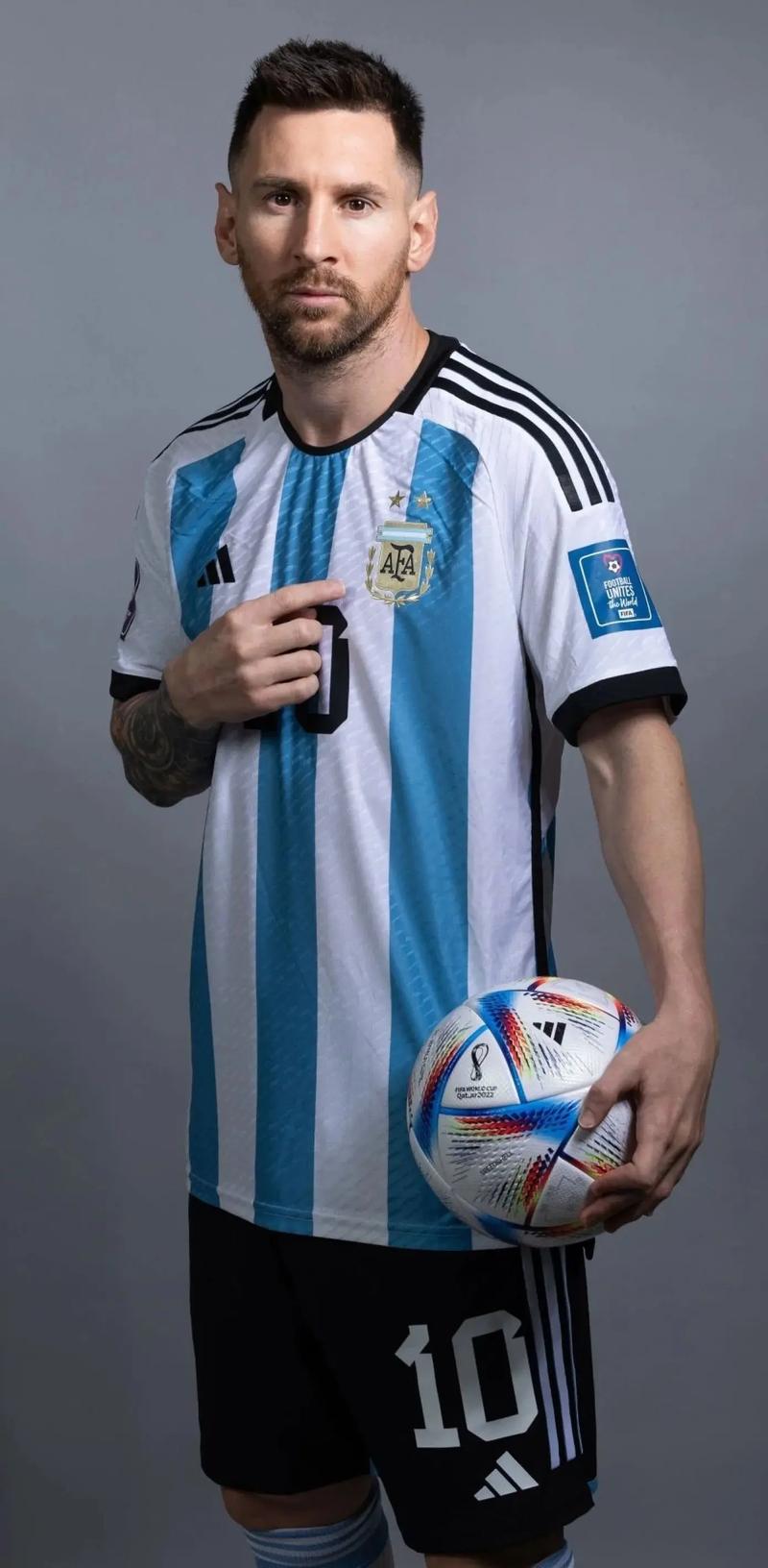 加斯佩里尼：我们必须专注到比赛最后一刻，而不是急着去洗澡（加斯佩里尼：专注到终场哨响，别急着去洗澡）