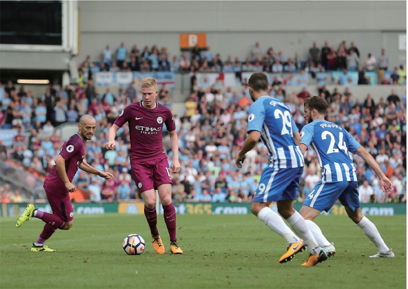 2025年至今，利雅得胜利卖出128万件球衣，迈阿密国际216.6万（2025年截至目前，利雅得胜利球衣销量128万件，迈阿密国际达216.6万件）