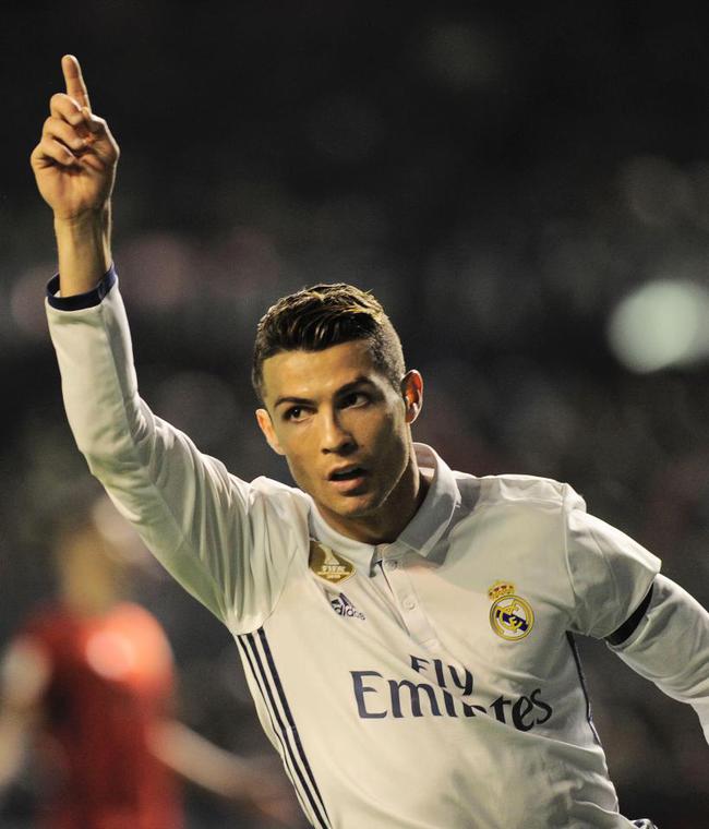 静候足协杯决赛，苏州奥体中心的草皮已换新