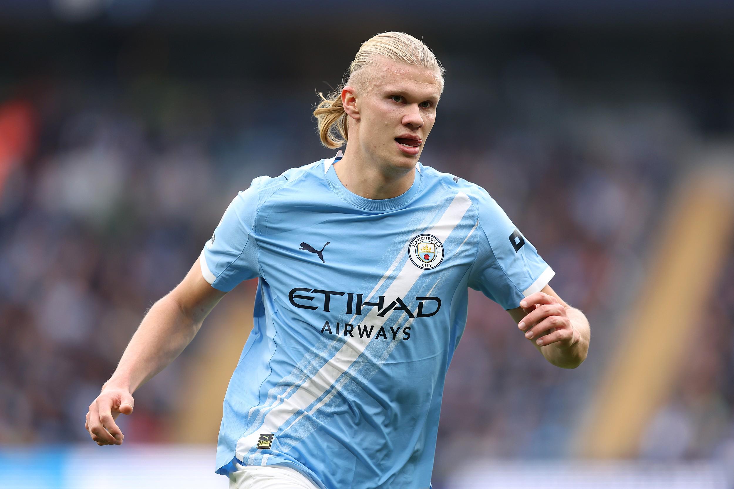 科莫vs卡利亚里：莫拉塔、尼科-帕斯首发，米纳、塞巴斯蒂亚诺-埃斯波西托出战（科莫迎战卡利亚里：莫拉塔、尼科-帕斯先发，米纳与塞巴斯蒂亚诺-埃斯波西托亮相）