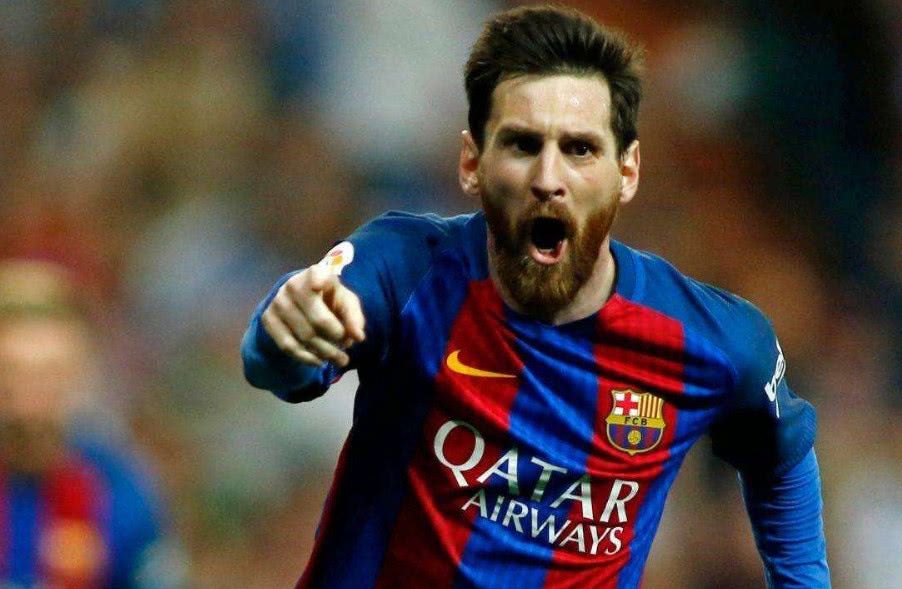 亚马尔父亲比赛中多次挑衅贝蒂斯球迷，最终被安保带走（亚马尔之父比赛期间反复挑衅贝蒂斯球迷，最终被安保请离场）