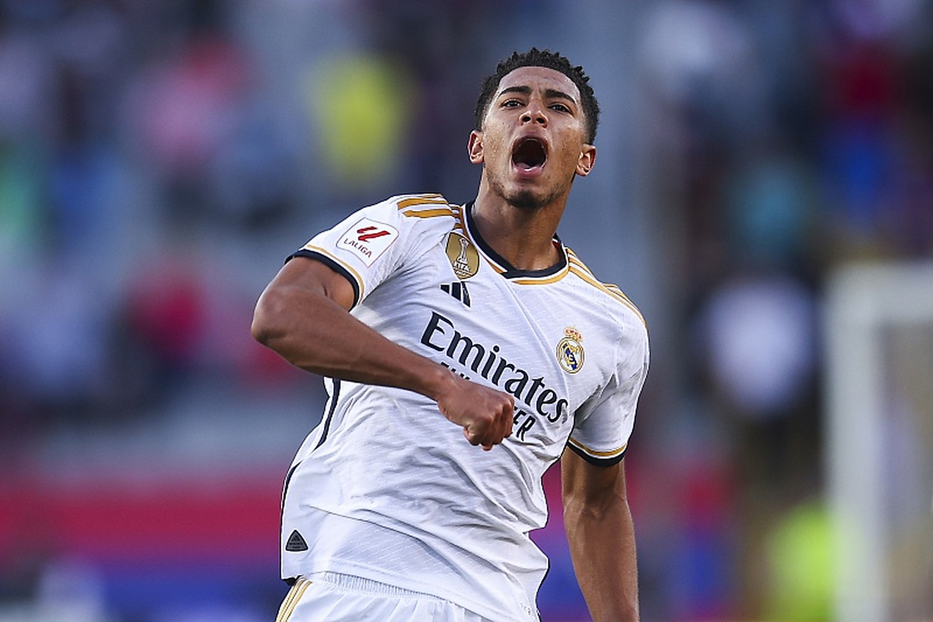 米体：劳塔罗近6个月奔波10.4万公里参加比赛，能绕地球三圈（米体：劳塔罗过去半年为比赛奔赴10.4万公里，折合绕地球三圈）