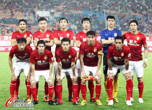 水晶宫87分钟绝杀登顶第四，格拉斯纳的球队成英超最大黑马（87分钟绝杀助水晶宫升至第四，格拉斯纳麾下成英超最大黑马）