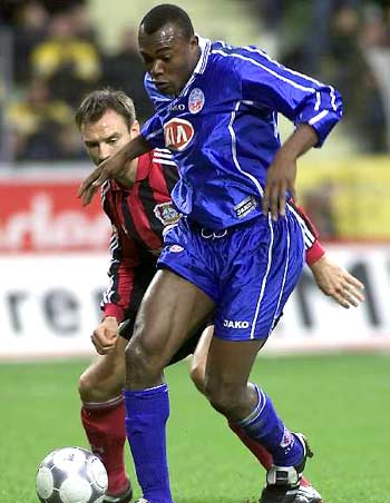 全市场报道哈列巴什维利：模板罗伯逊，皇萨与利物浦在关注他（全市场：哈列巴什维利风格似罗伯逊，皇马、巴萨与利物浦都在关注）