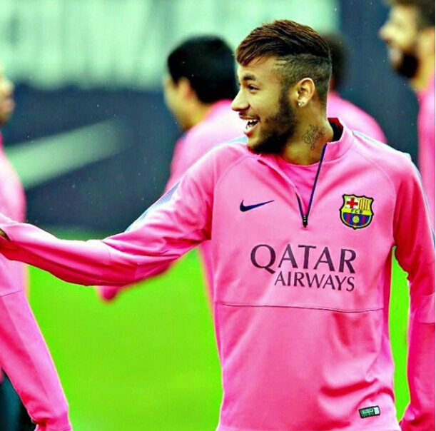 北青：向余望不参加冲超庆祝直奔U22，确认下赛季留在铜梁龙（北青：向余望缺席冲超庆祝赶赴U22，已确定下赛季继续效力铜梁龙）