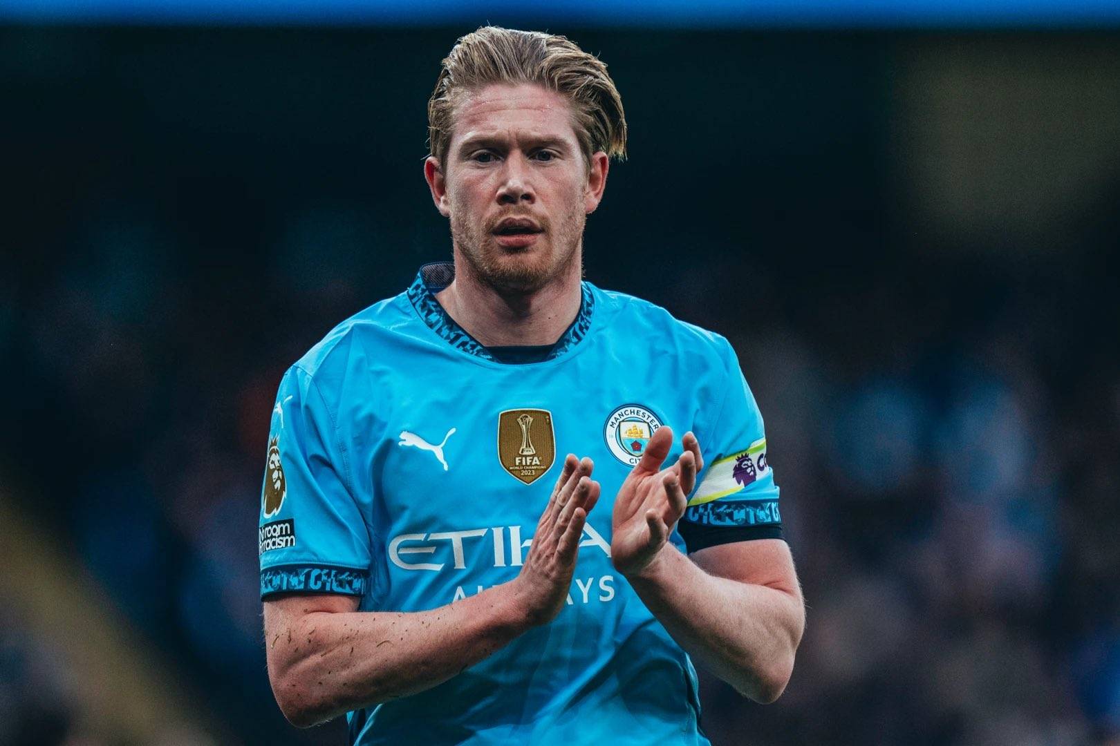 北青：邵佳一已成国足新帅主要候选人之一（北青：邵佳一进入国足新帅核心候选名单）