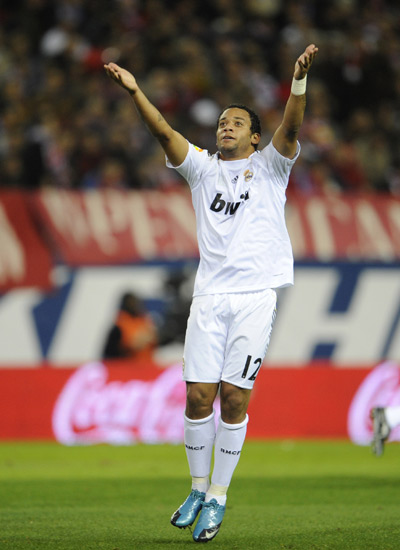 2011年至今欧冠门将失误丢球榜：诺伊尔10次居首，奥纳纳在列（2011年至今欧冠门将失误致丢球榜：诺伊尔以10次领跑，奥纳纳上榜）