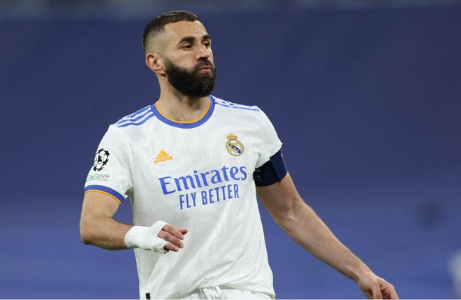 希勒评英超本轮最佳阵容：埃泽领衔，内托、皮克福德等人在列