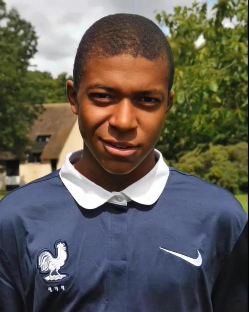 古蒂：阿隆索是最好的教练，他受到了不公平对待（古蒂力挺阿隆索：最佳主帅却遭不公对待）