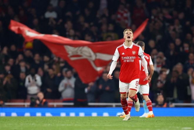 机构评近8年球队转会成功率排行榜：圣吉罗斯居首，小蜜蜂第4（机构盘点近8年球队转会成功率：圣吉罗斯第一，小蜜蜂第4）