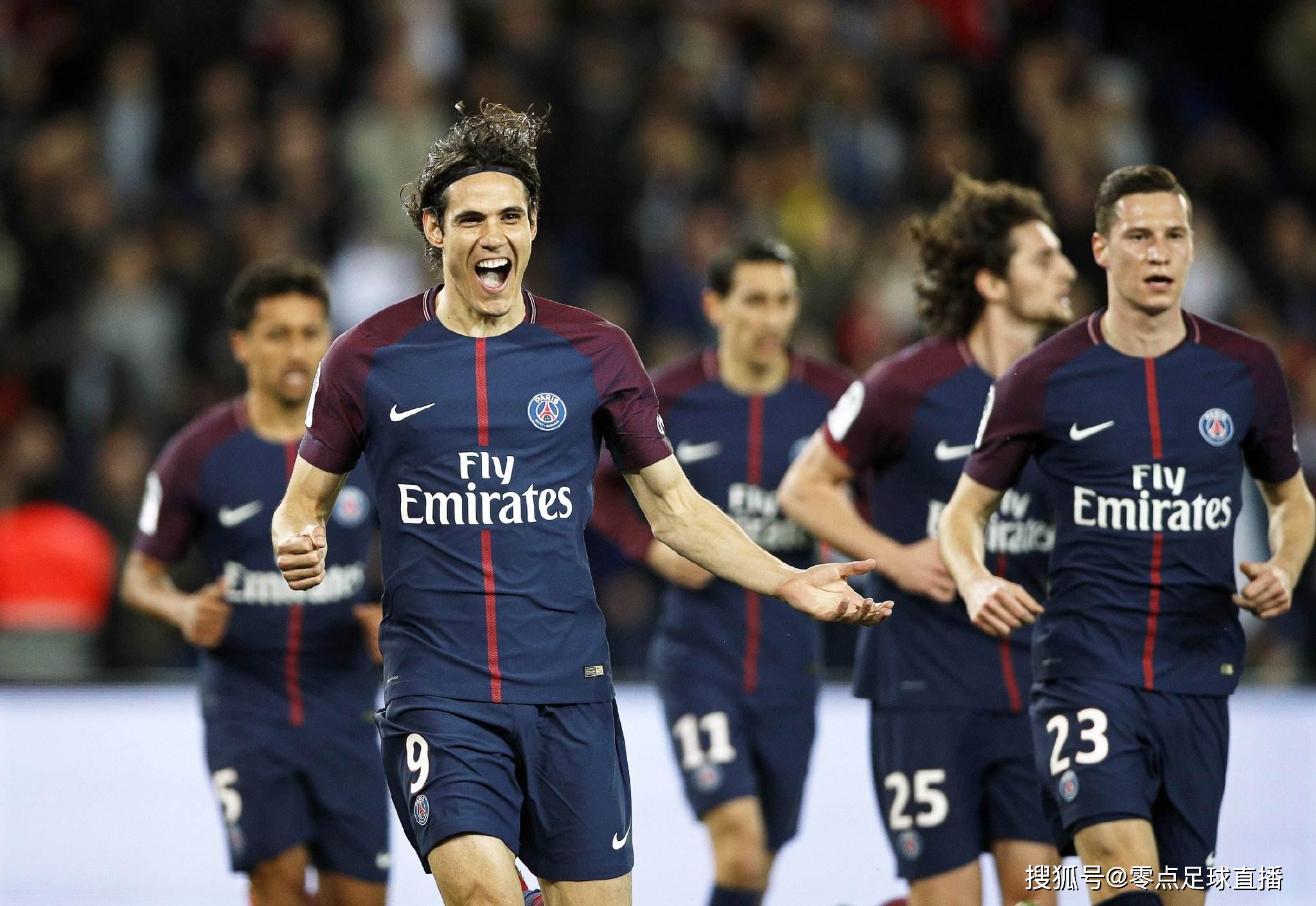 TA：球员版长袖球衣全面回归，实现从性能到美学的个性表达（TA：球员版长袖战袍回归，从性能到美学全面释放个性）