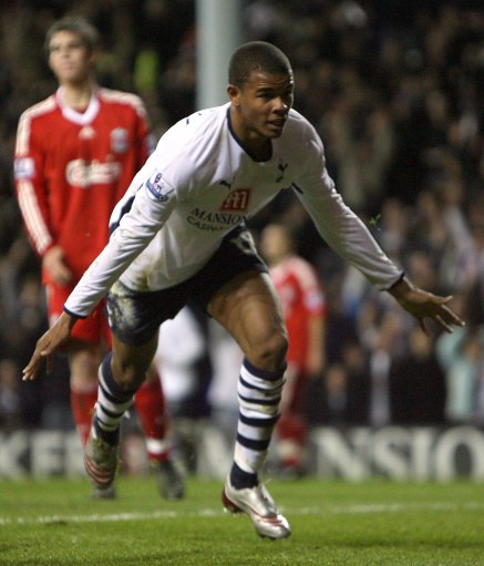 国乒变阵5连胜韩国未战先怯！王楚钦感谢队友，安宰贤离谱失误（国乒变阵豪取五连胜，韩国未战先怯：王楚钦致谢队友，安宰贤出现低级失误）