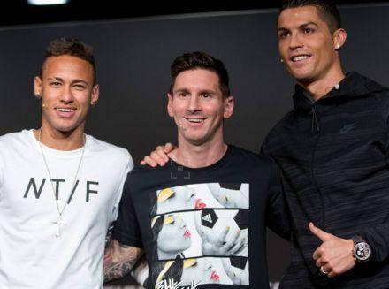 澳超半场：泰勒、罗斯造杀机，喷气机暂0-0悉尼FC（澳超半场战报：泰勒、罗斯频造险情，纽卡斯尔喷气机暂0-0悉尼FC）